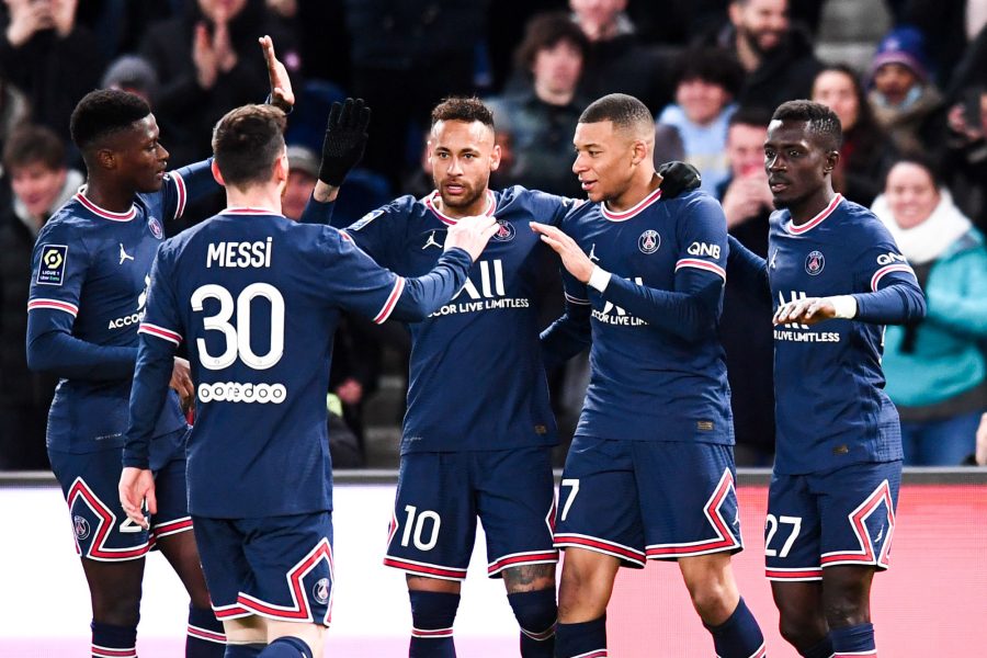 Ligue 1 - Une étoile sur le maillot du PSG pour le 10e titre, mais sur la manche ?