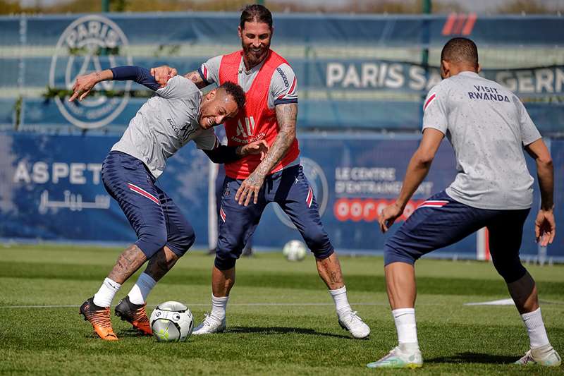 neymar + ramos entrainement psg