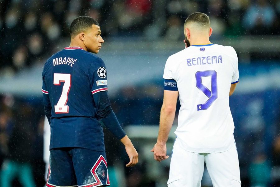 Benzema n'en veut pas à Mbappé, mais aurait "aimé" qu'il réalise son rêve