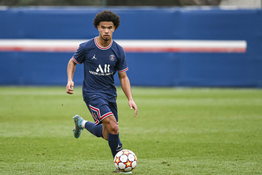 Warren Zaïre-Emery est tout proche de signer son premier contrat pro  