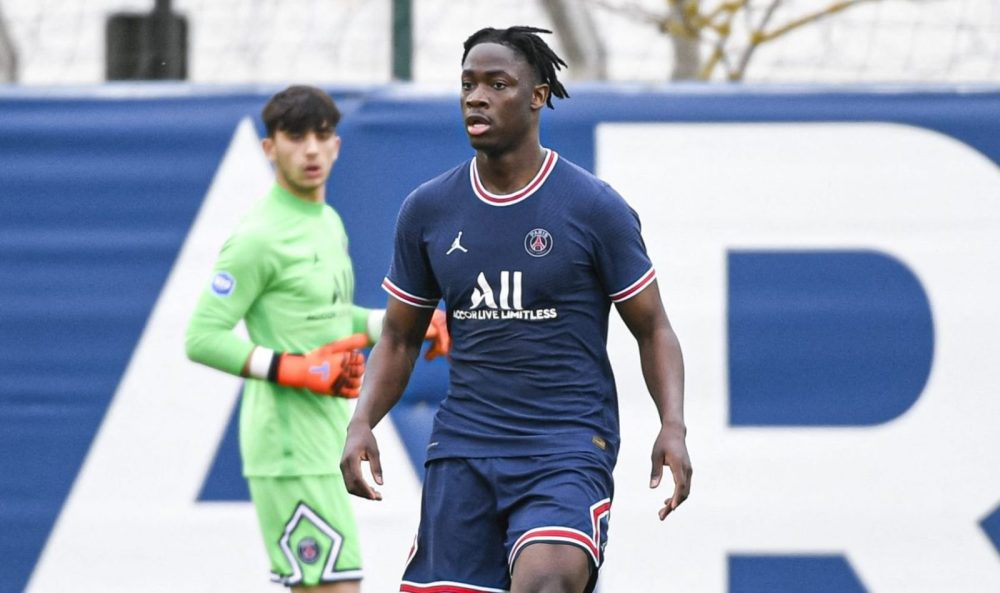 Bitshiabu se confie : progression, modèles, adaptation et objectifs au PSG