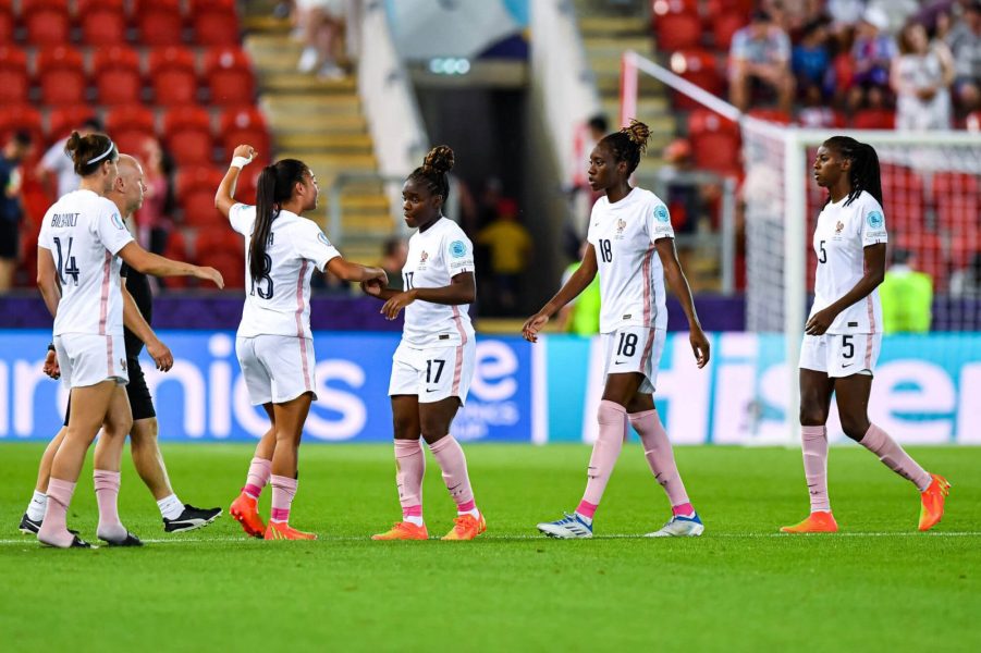 Islande/France - Les notes des Bleues dans L'Equipe : un match très moyen