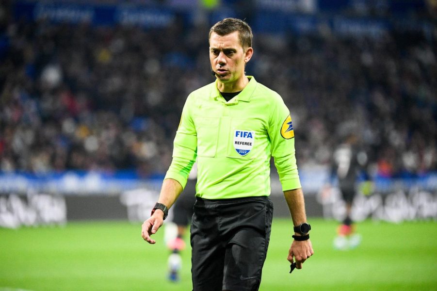 PSG/Brest - Turpin arbitre du match, peu de cartons jaunes mais des rouges