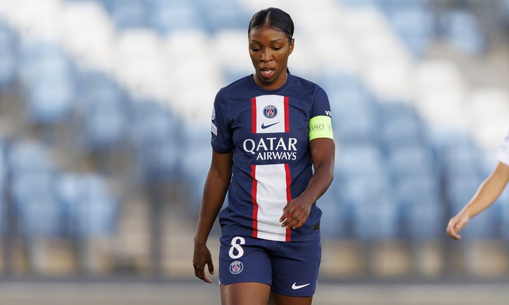 PSG/OL - Geyoro assure que « toutes les filles ont les crocs »