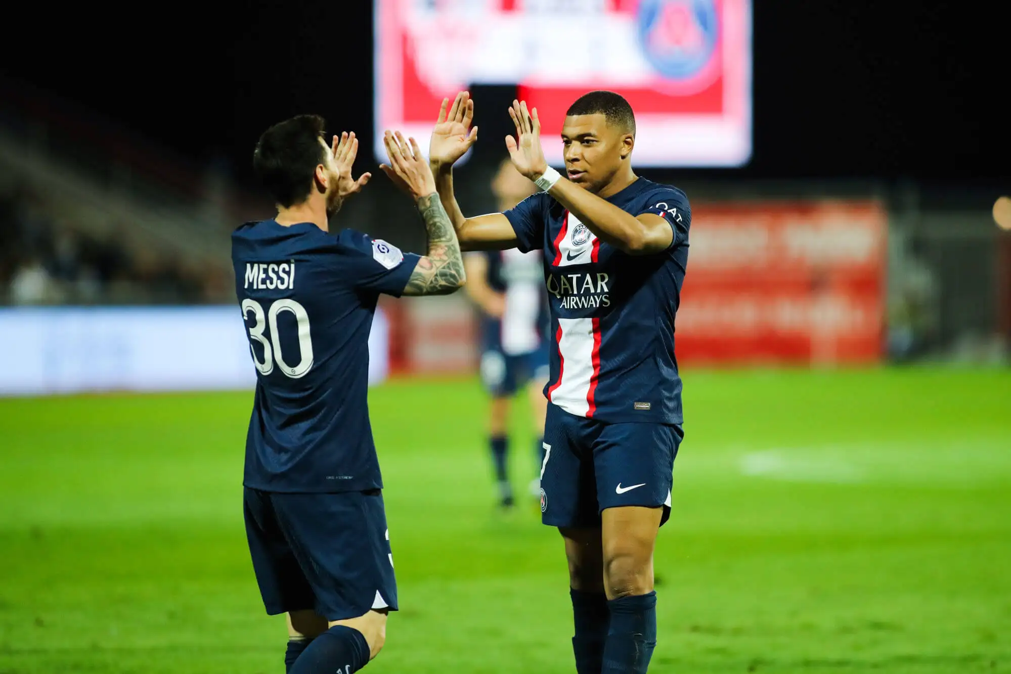 Ajaccio/PSG - Revivez la victoire et les buts auprès des joueurs