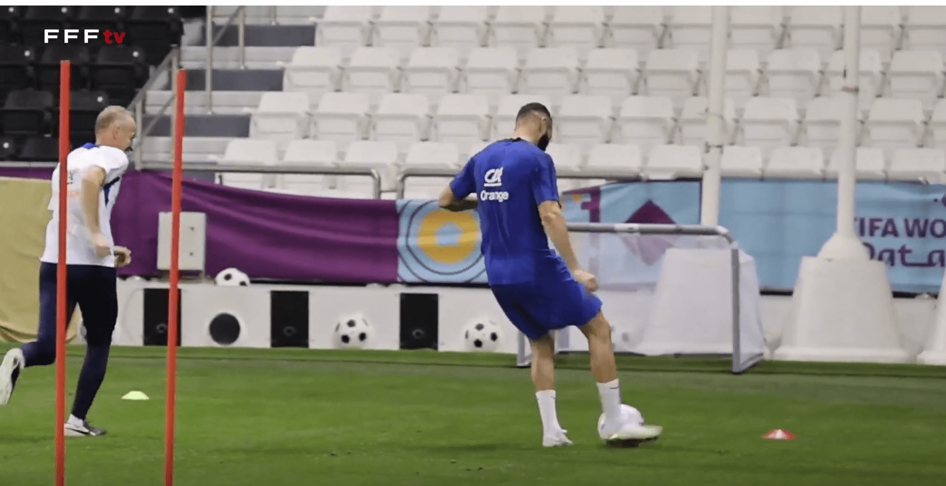 Coupe du Monde - L'entraînement spécifique de Benzema et Varane