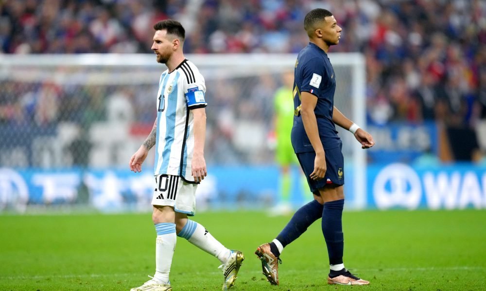 Revue de presse : Messi/Mbappé dans l'équipe-type 2022, Matuidi clap de fin