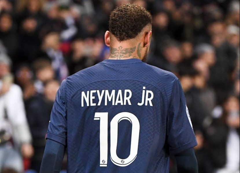 Neymar "est dans le temps", mais il faut de la patience