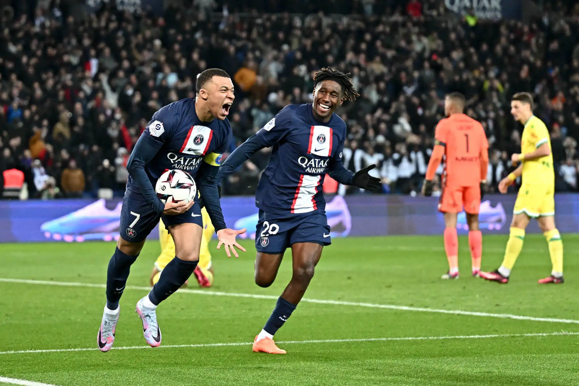 Sondage - Quel a été le plus beau but du PSG en mars ?