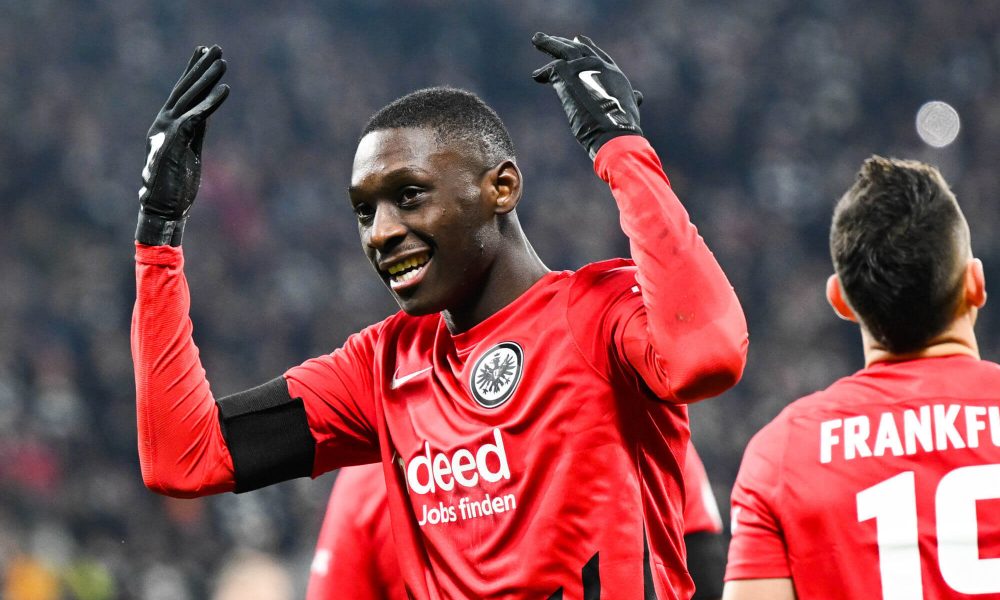 Mercato - Francfort veut garder Kolo Muani, sauf pour une énorme offre