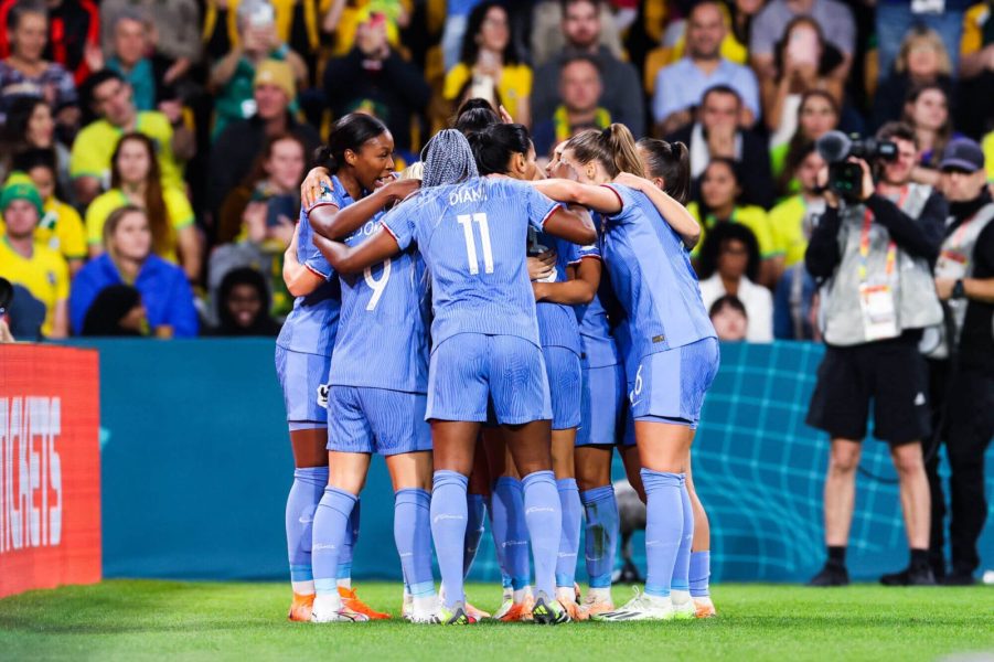 Résumé France/Brésil en vidéo (2-1), les Bleues s'imposent !