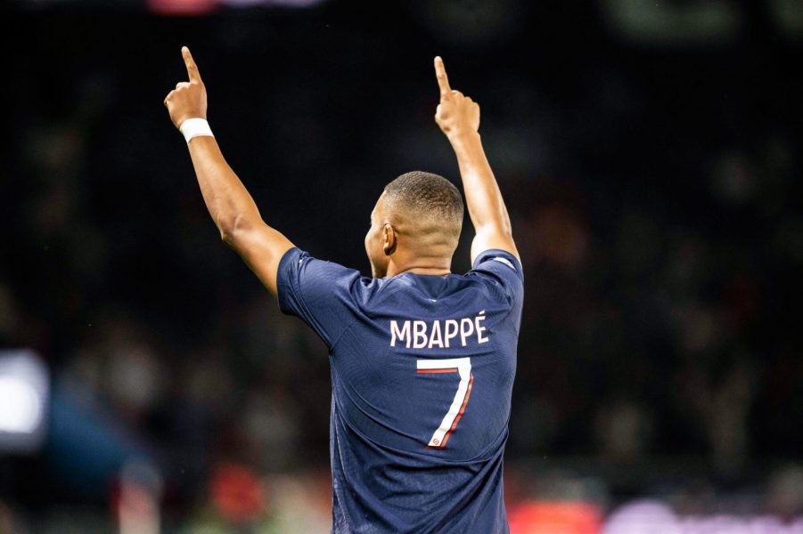 PSG – Monaco : Kylian Mbappé porte un maillot spécial