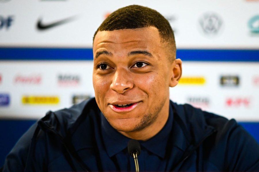 Suivez la conférence de presse de Mbappé en direct