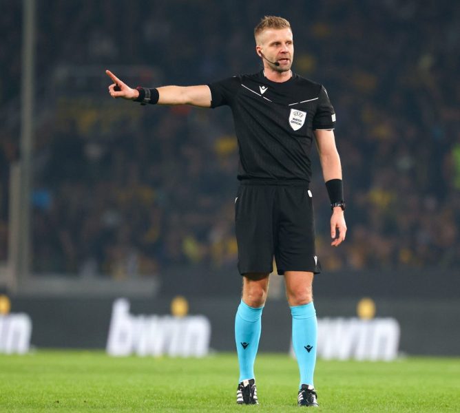 Dortmund/PSG - Nyberg arbitre du match : peu de cartons, penaltys et expérience