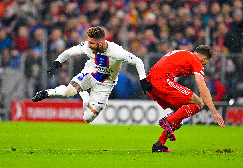 Goretzka a un sac de frappe avec le maillot du PSG, il l'explique