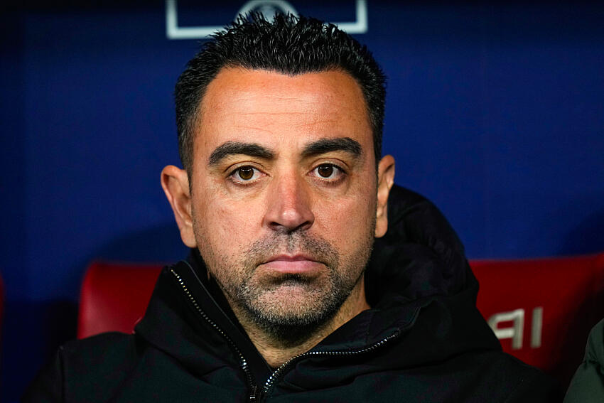 Barcelone/PSG - Xavi l'annonce "ce sera une guerre de football."