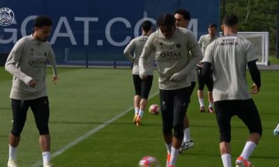 Barcelone/PSG - Des extraits de l'entraînement parisien auprès des joueurs