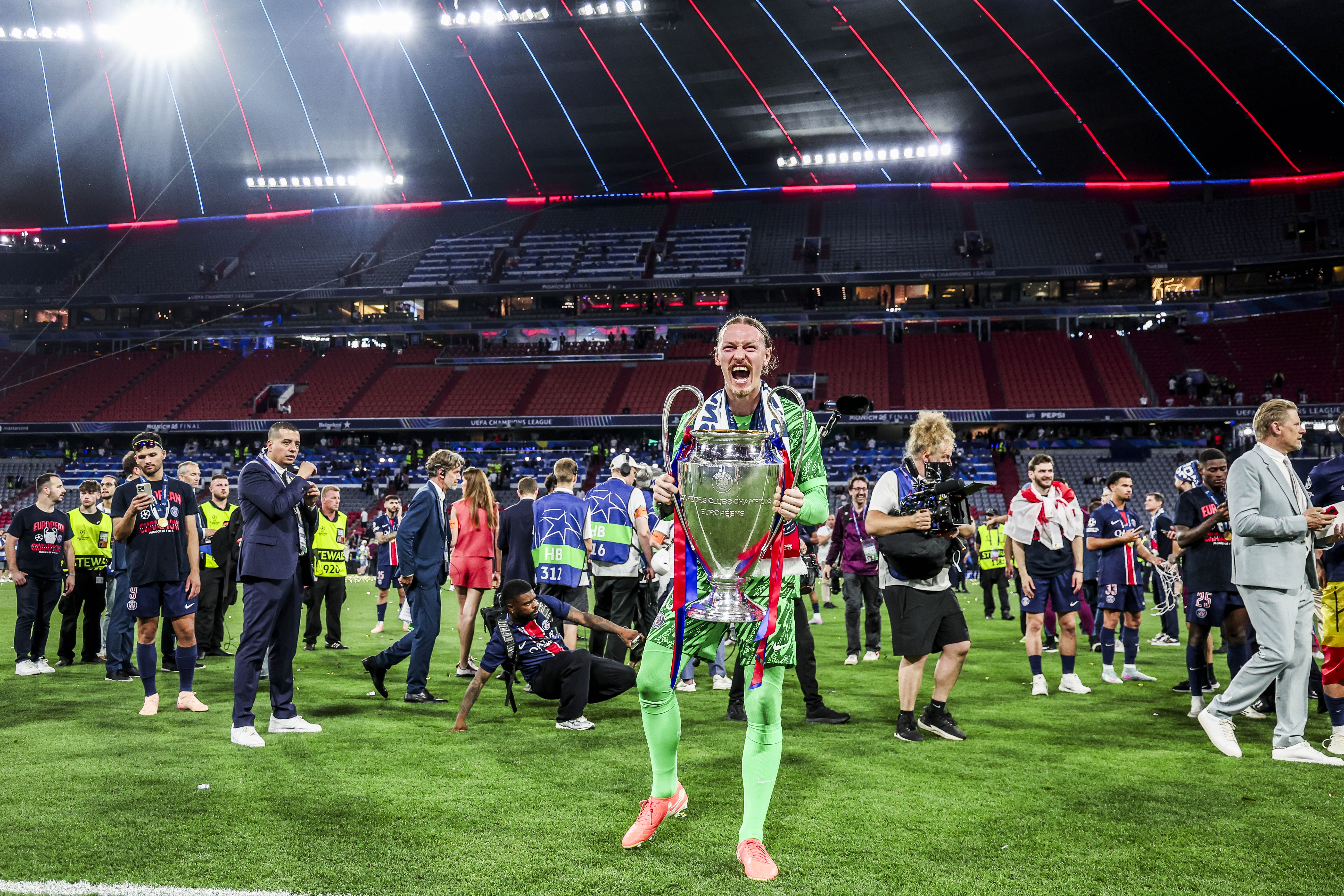 Mercato - Safonov