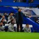 Le Paris Saint-Germain et Chelsea s'affrontaient ce mardi &agrave; Stamford Bridge dans le cadre des 8es de finale retours de la Ligue des Champions 2025-2026 (retour le 17 mars). Une rencontre qui s'est termin&eacute;e avec une victoire parisienne 0-3 (r&eacute;sum&eacute; vid&eacute;o Chelsea/PSG, 8-2 au cumul&eacute;, quart de finale &agrave; jouer contre Liverpool ou le Galatasaray). Apr&egrave;s ce match, le coach de l'&eacute;quipe anglaise Liam Rosenior s'est exprim&eacute; au micro de Canal+/en conf&eacute;rence de presse.