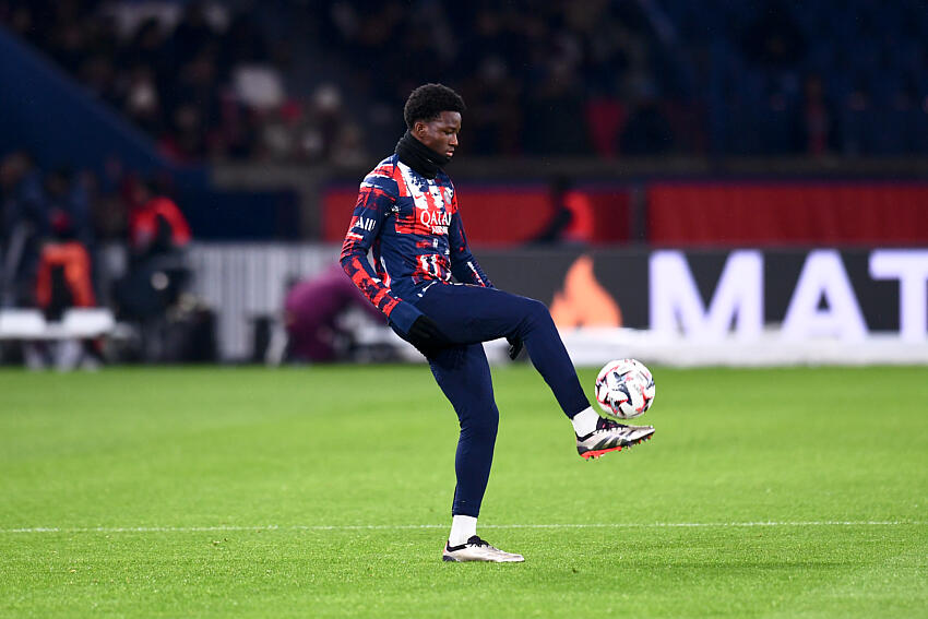 Mercato - Le PSG en retard pour un jeune talent, il attire l'Europe