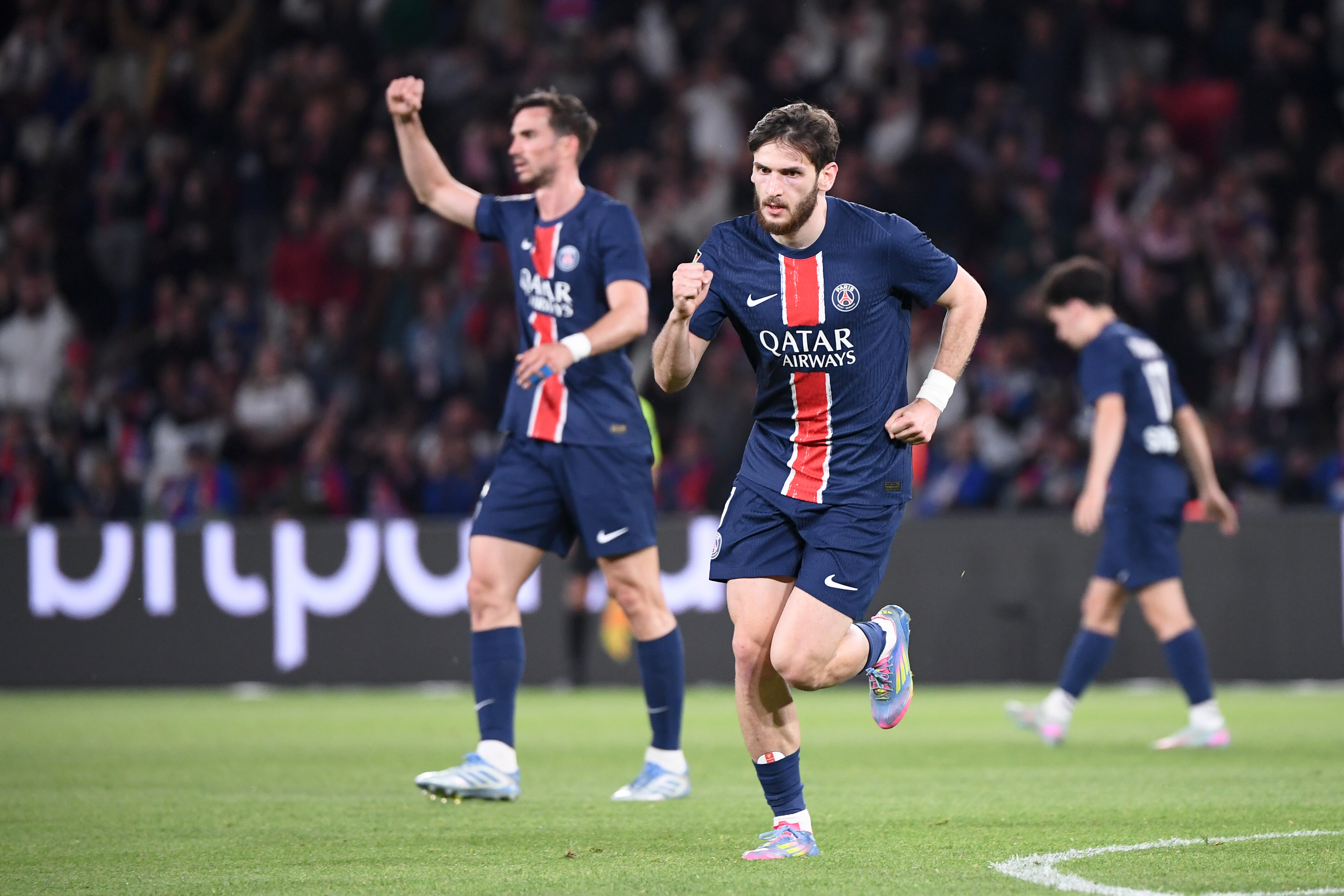 PSG/Auxerre - Les notes des Parisiens : Kvaratskhelia régale, Marquinhos inspiré !