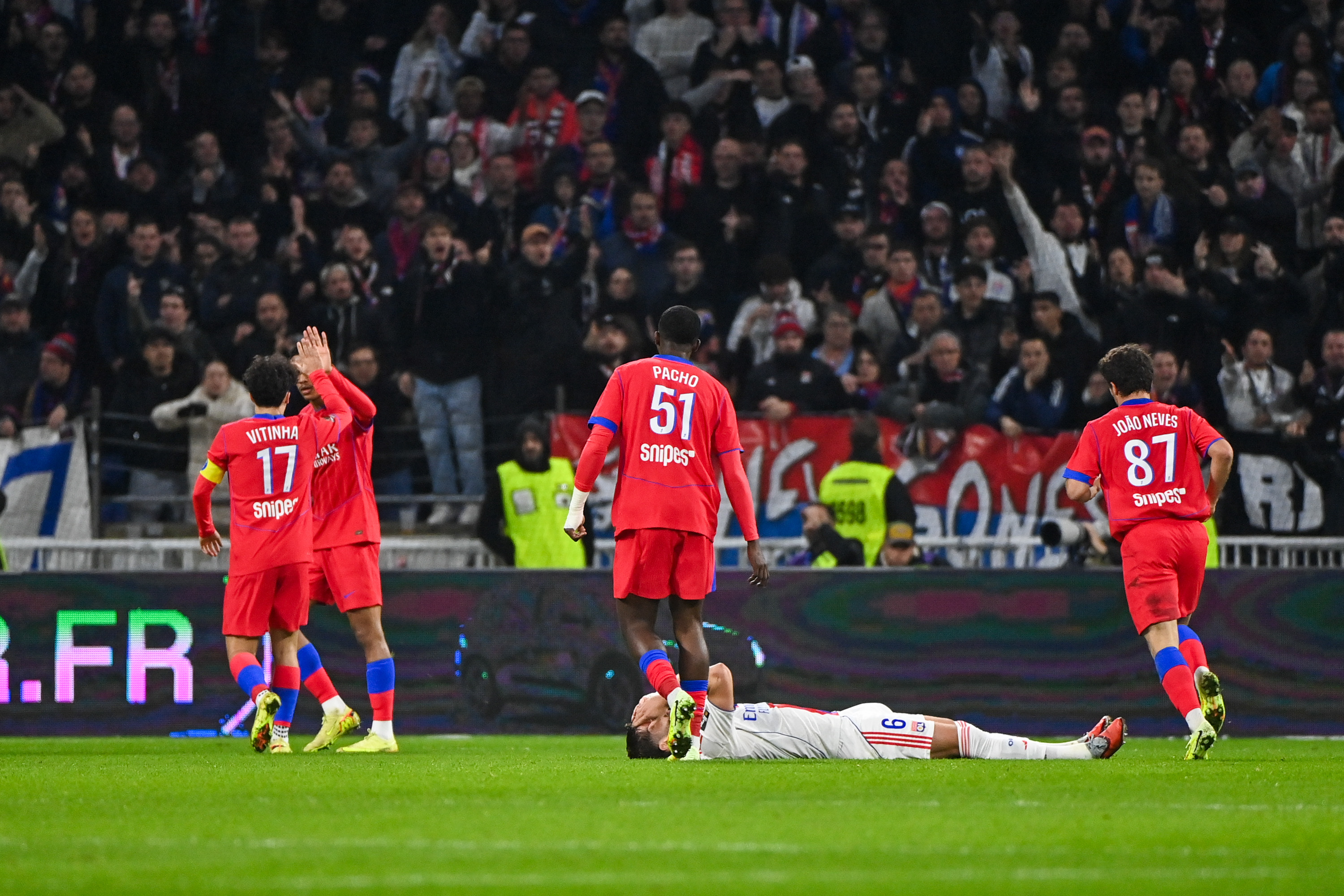 Résumé vidéo Lyon/PSG (2-3), Neves en héros parisien !