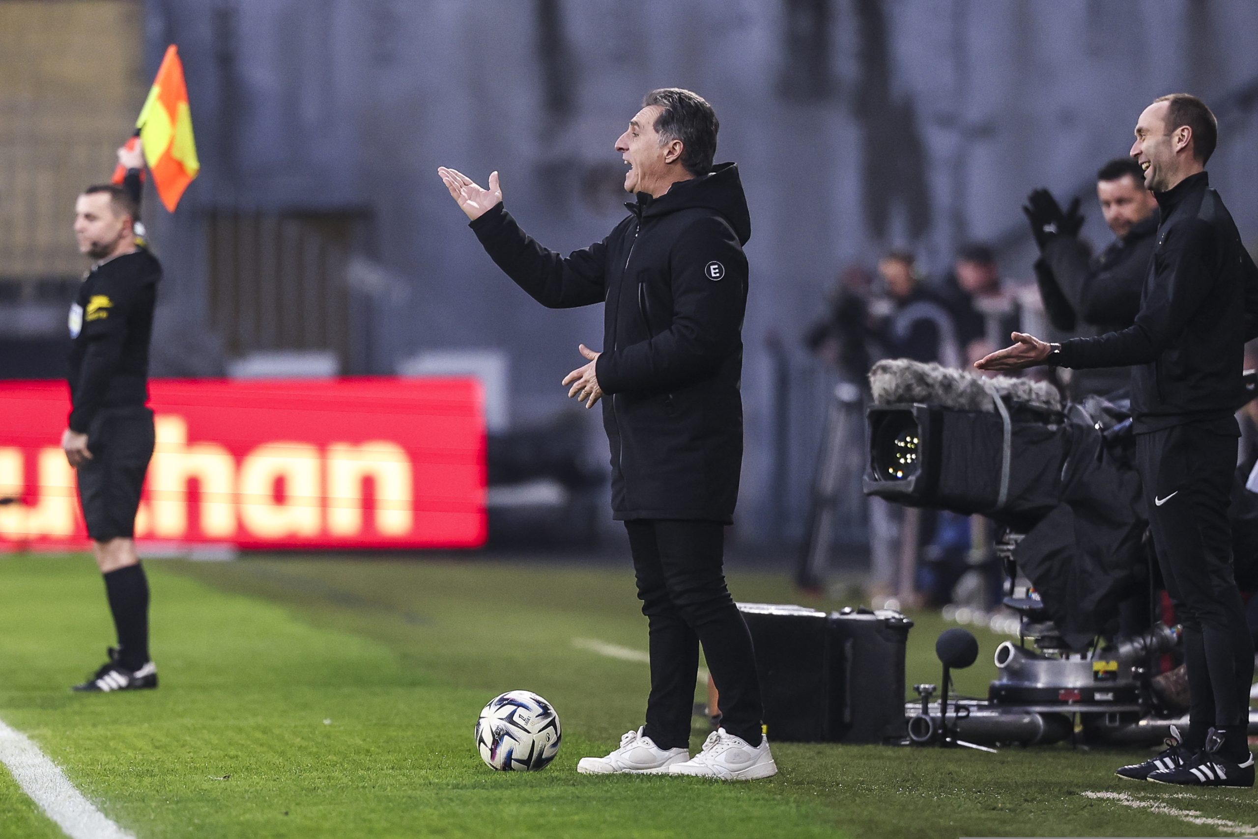 Auxerre/PSG - P&eacute;lissier en conf :
