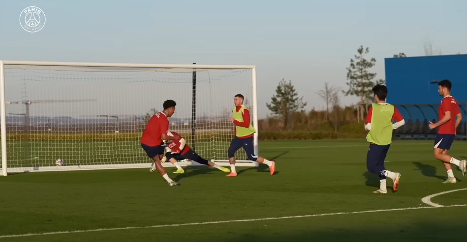 Le zapping de la semaine du PSG : victoire, frustration et entraînements