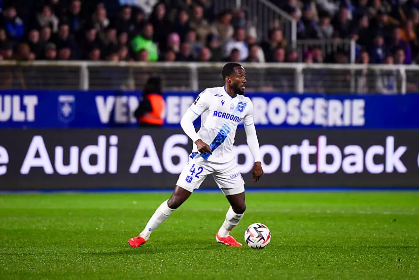 PSG/Auxerre - Owusu souhaite le meilleur à Paris pour la LDC