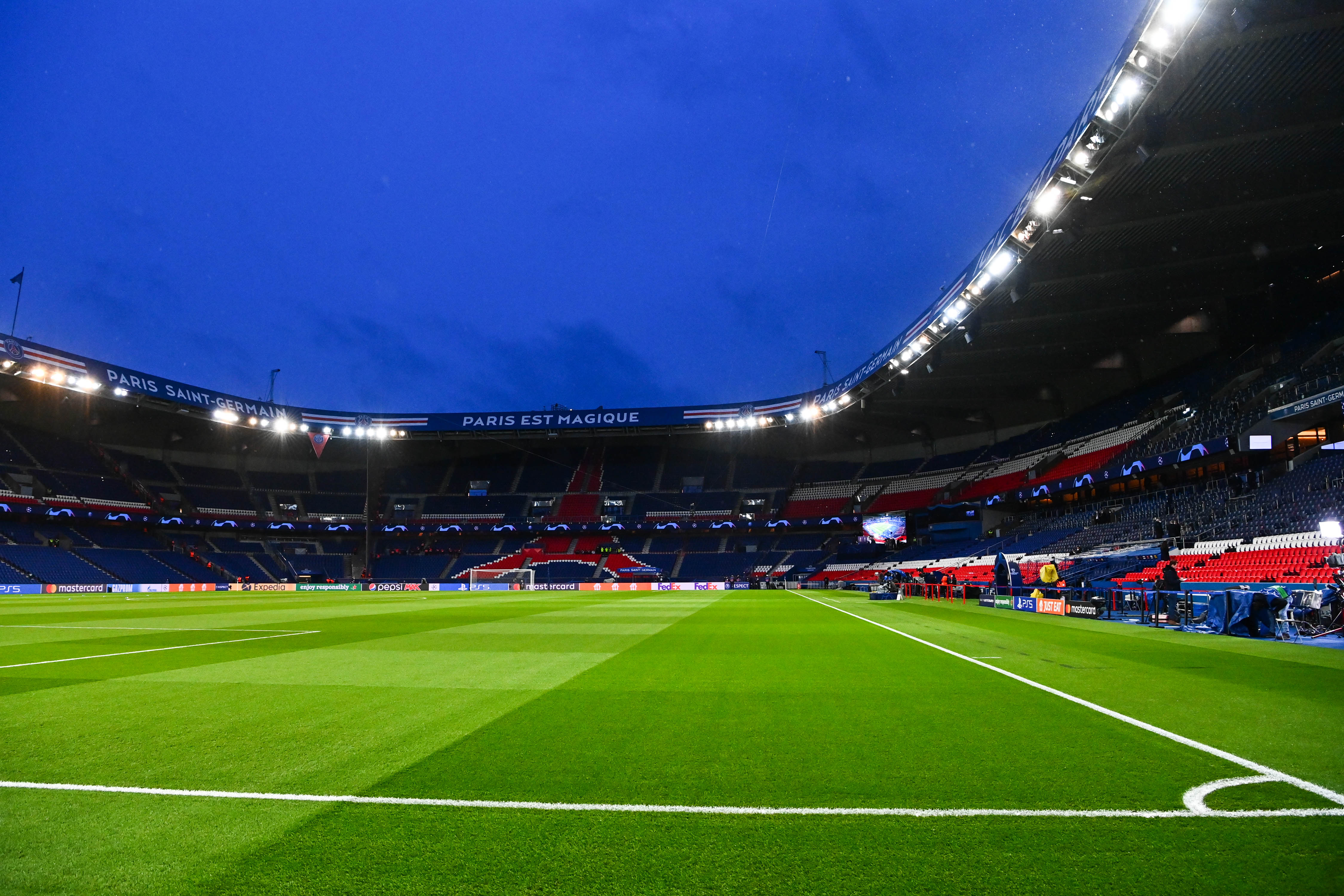PSG/Reims - La finale diffusée au Parc des Princes, préparation pour la LDC ?