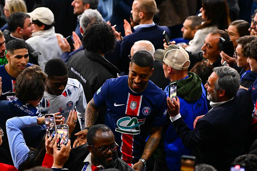 Kimpembe célébration titre