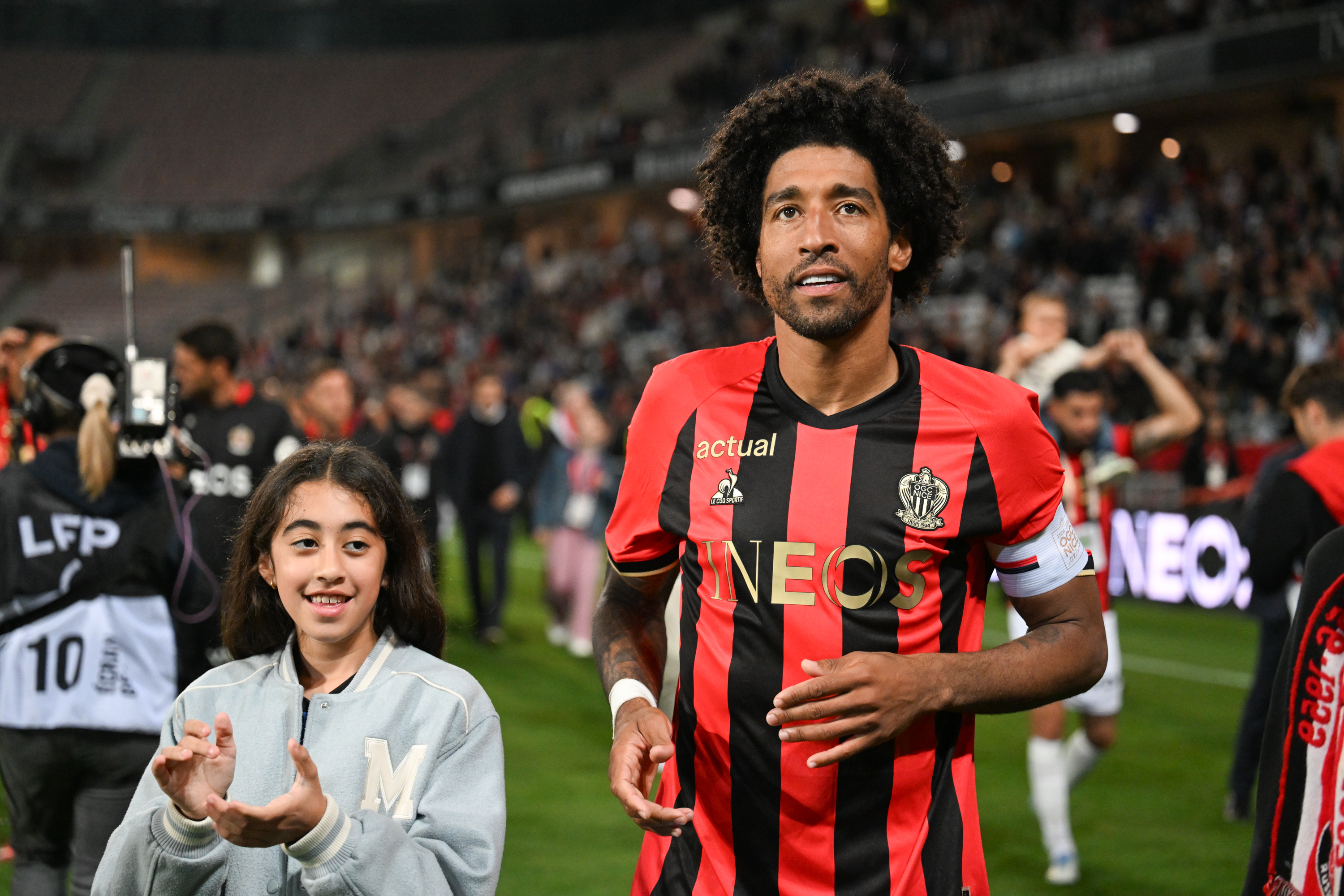 Dante se lâche sur le PSG et Marquinhos