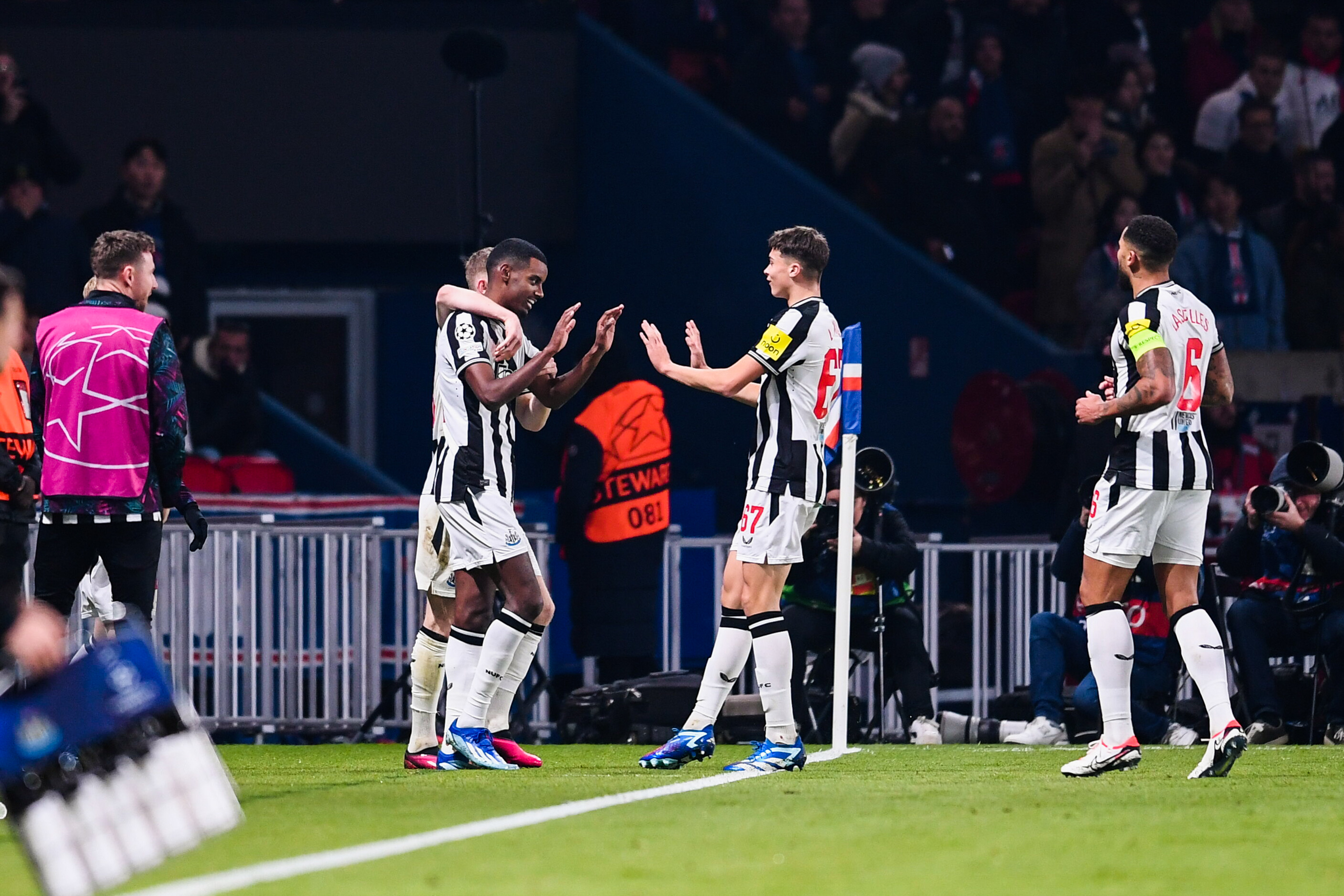 Mercato - Eddie Howe fait le point sur le cas Alexander Isak