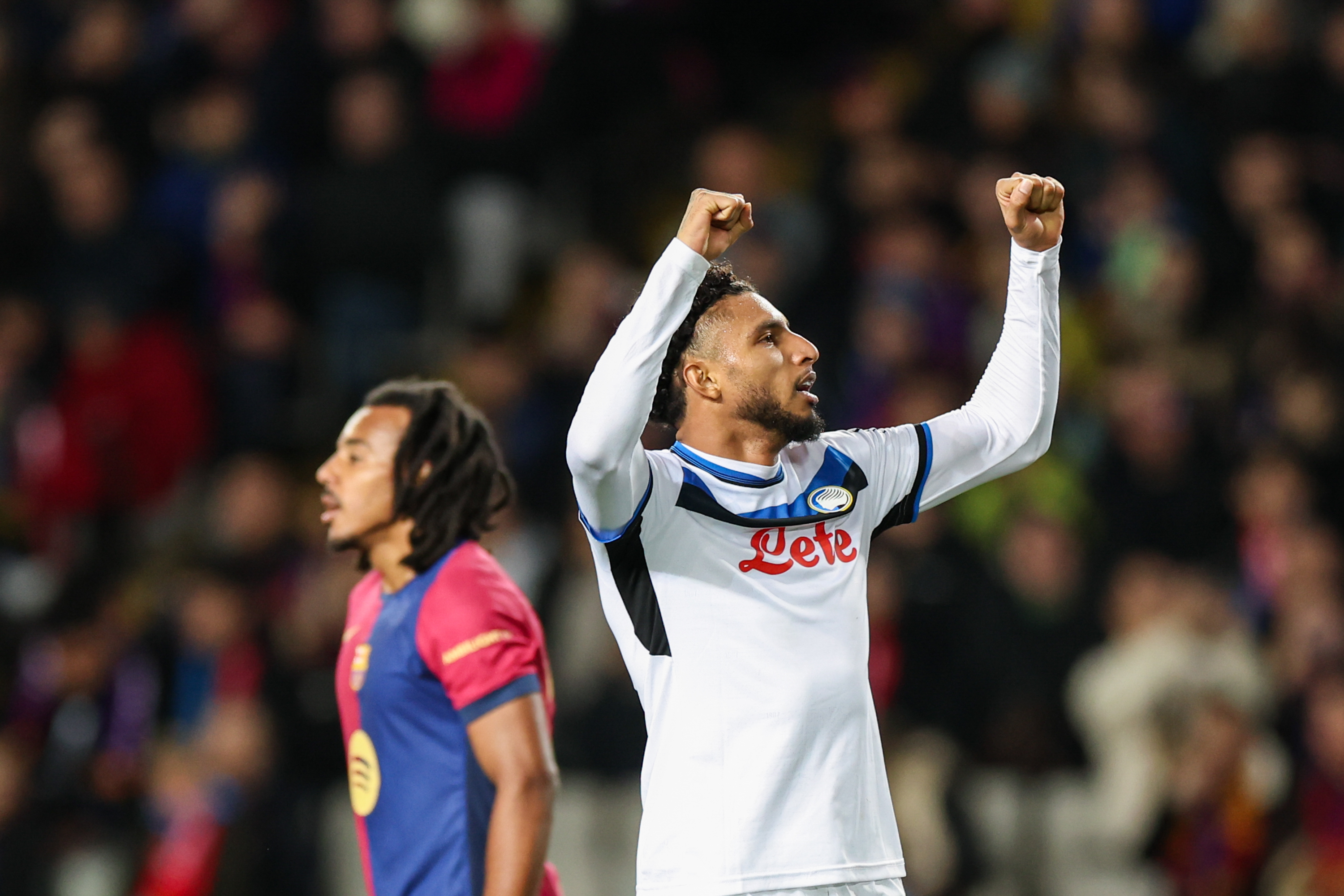 Mercato - Ce milieu brésilien plaît au PSG et à d'autres grands d'Europe