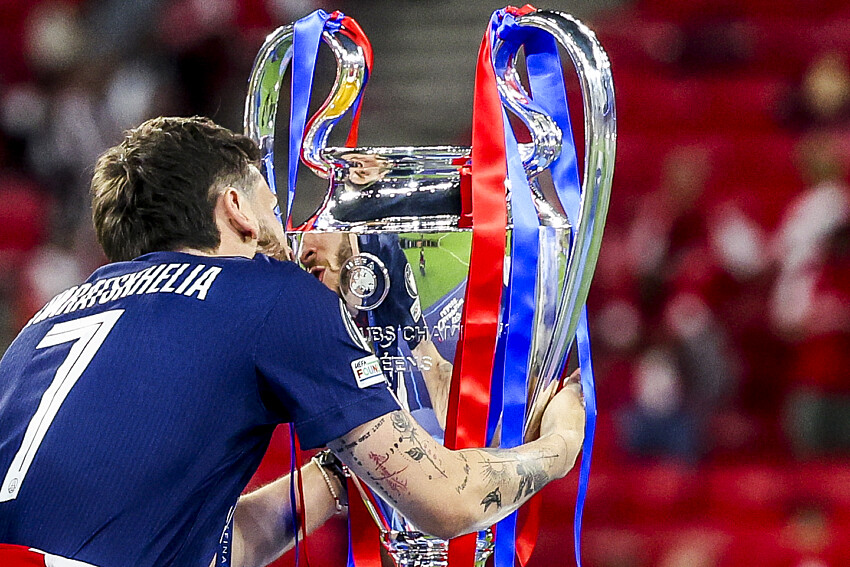 Mercato - Le PSG a tranch&eacute; pour l'avenir de Kvaratskhelia