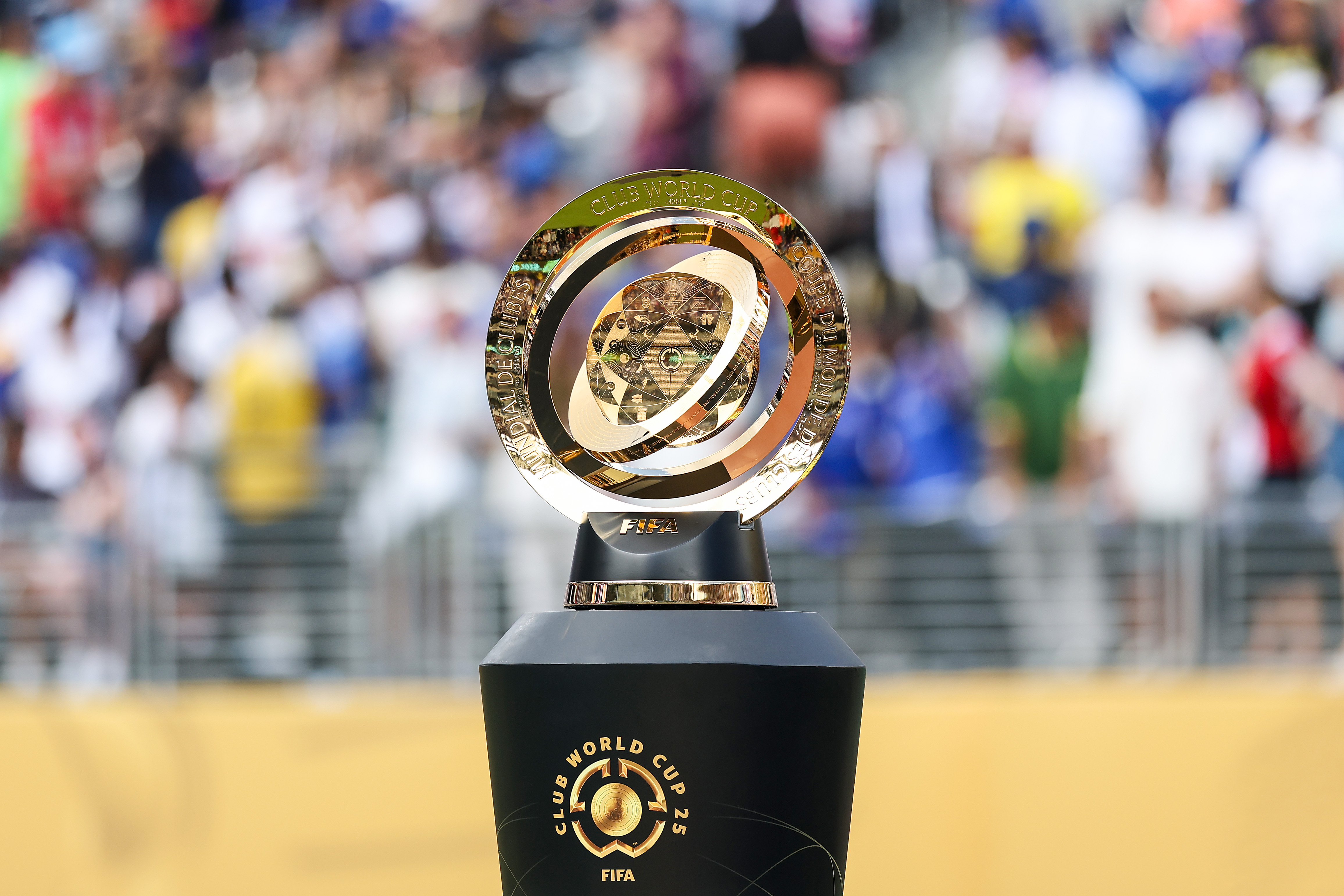 Les trophées de la Coupe du Monde des Clubs, Doué récompensé !
