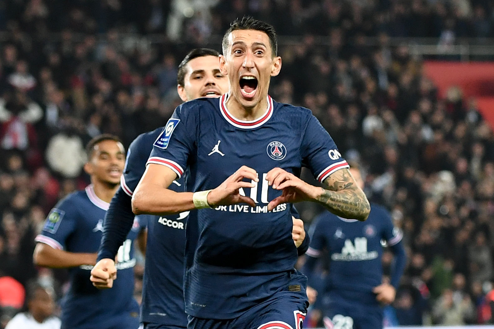 Le best of de Di Maria au PSG en vidéo, chef d'œuvre et émotions !