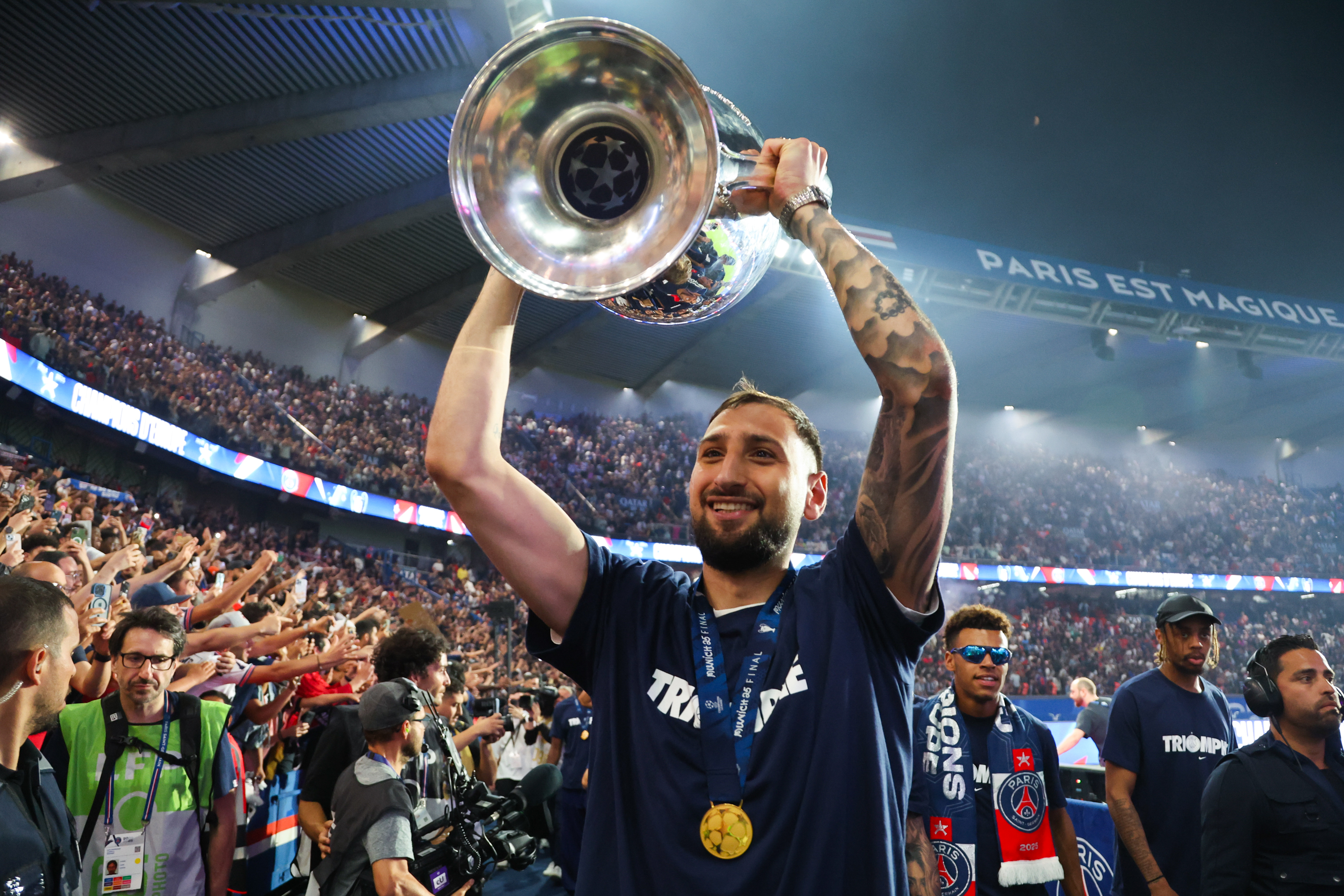 Le CUP veut un dernier adieu à la "légende" Donnarumma