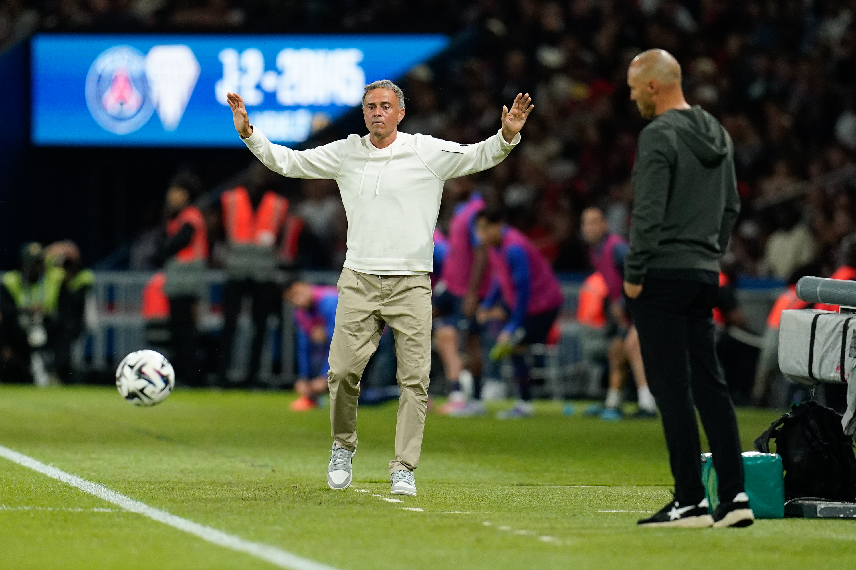 PSG/Angers - Luis Enrique ne mâche pas ses mots "beaucoup de choses à améliorer."