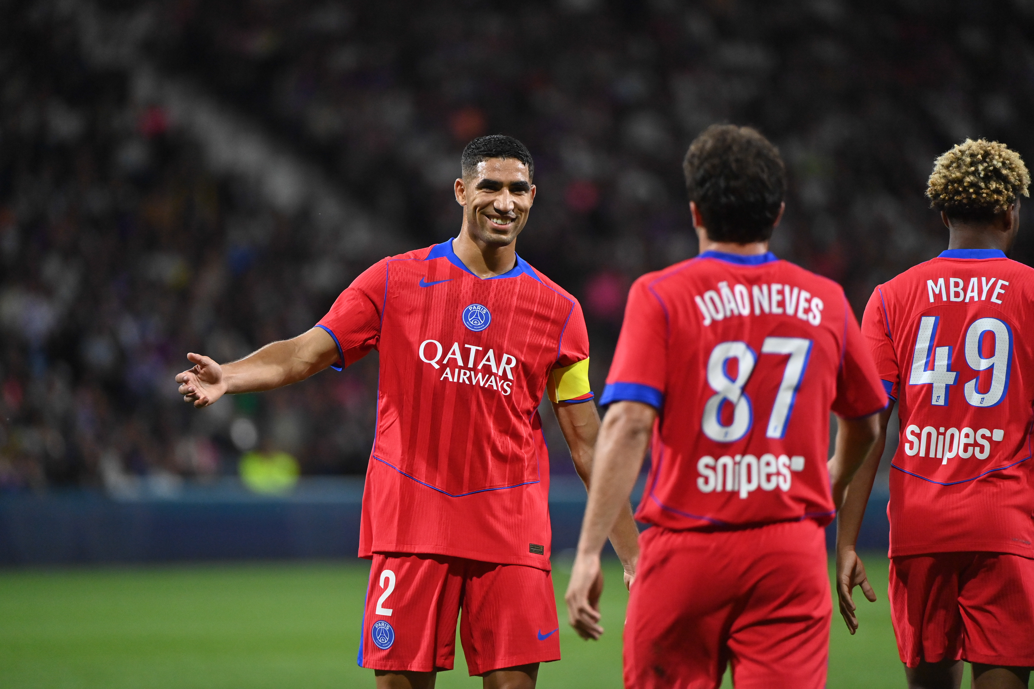 Revue de presse PSG : gestion des absences et la non doublure de Hakimi
