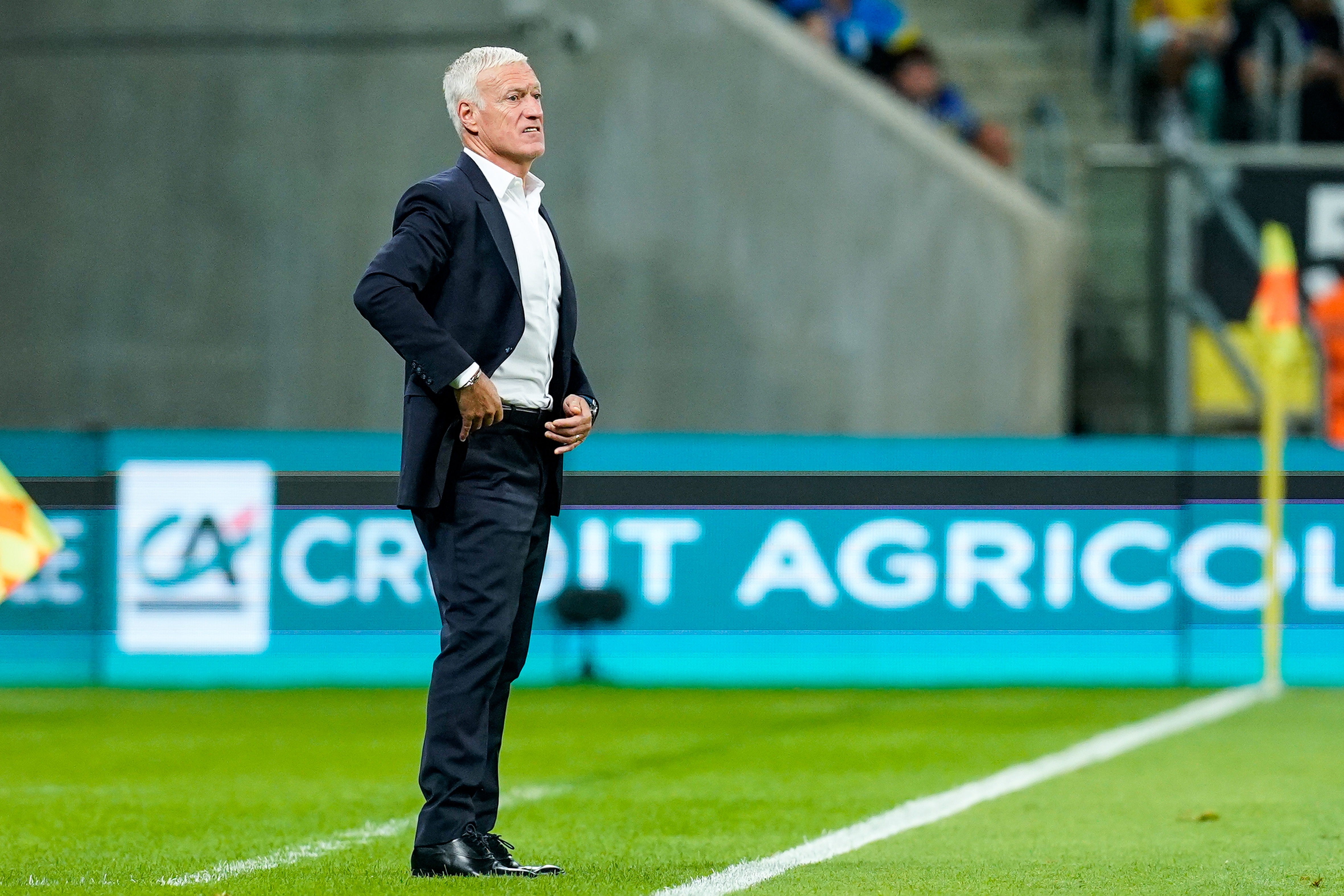 Deschamps se justifie après la blessure de Dembélé