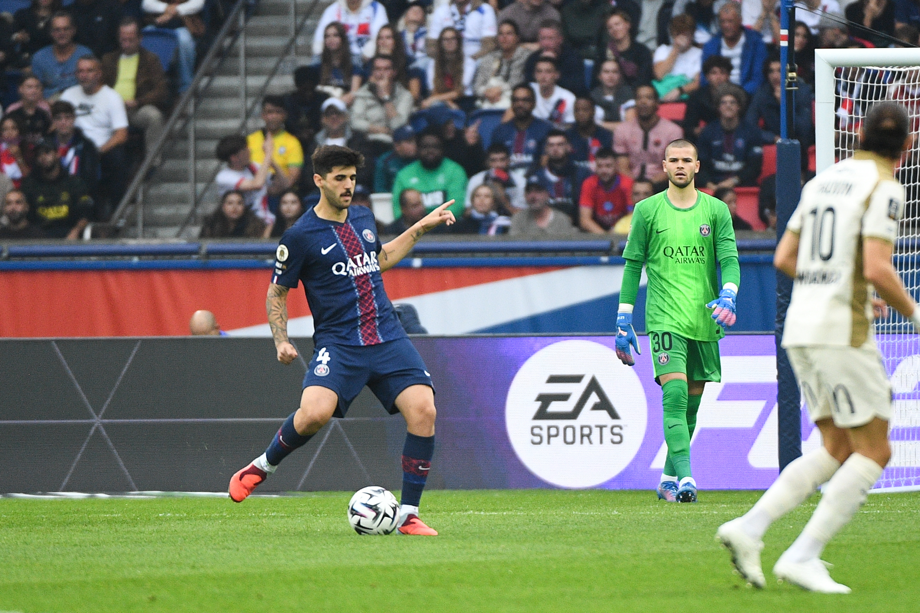PSG/Lens - Encore un blessé à Paris, ça a l'air grave