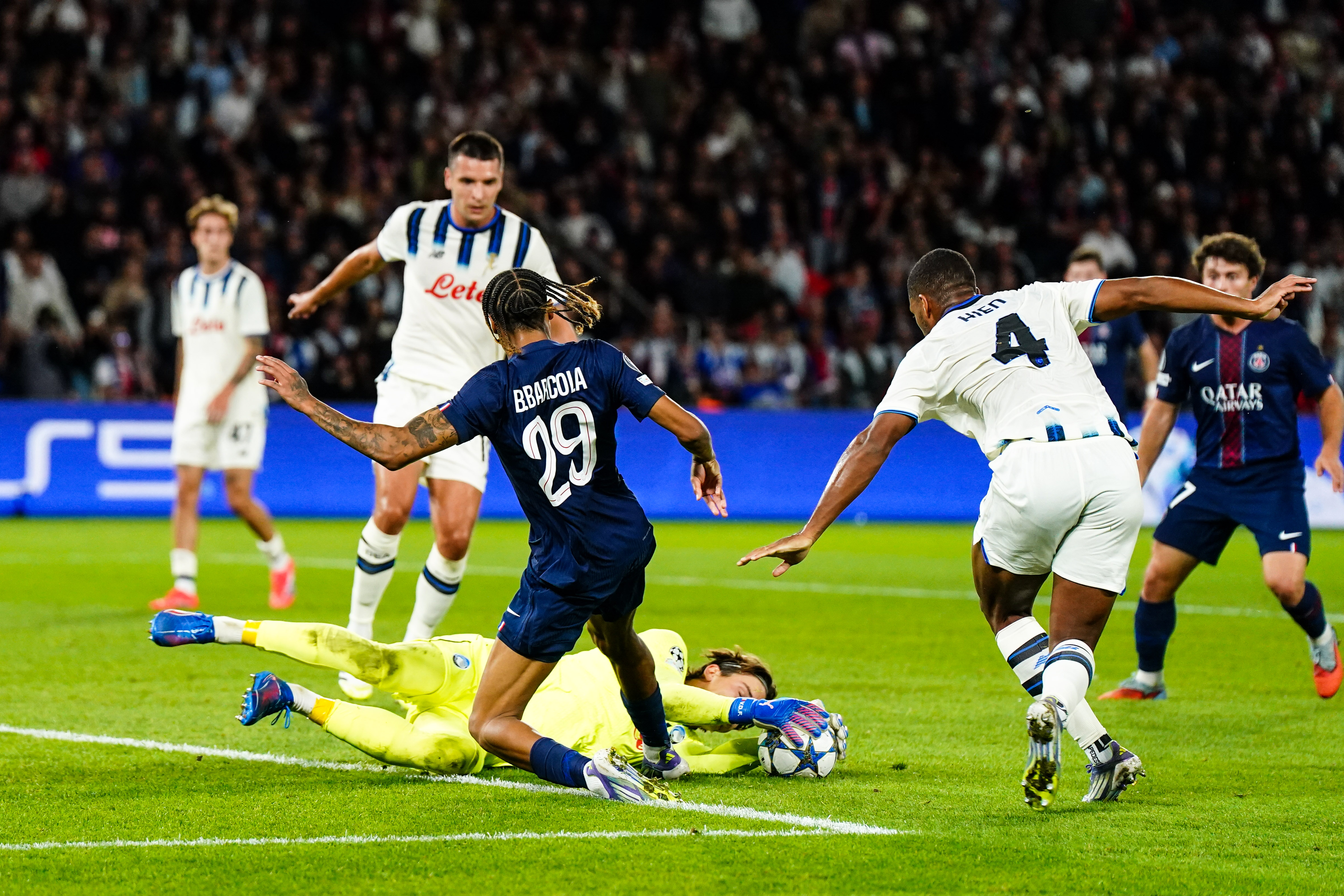 Ligue des Champions - Les plus beaux arrêts ce mercredi