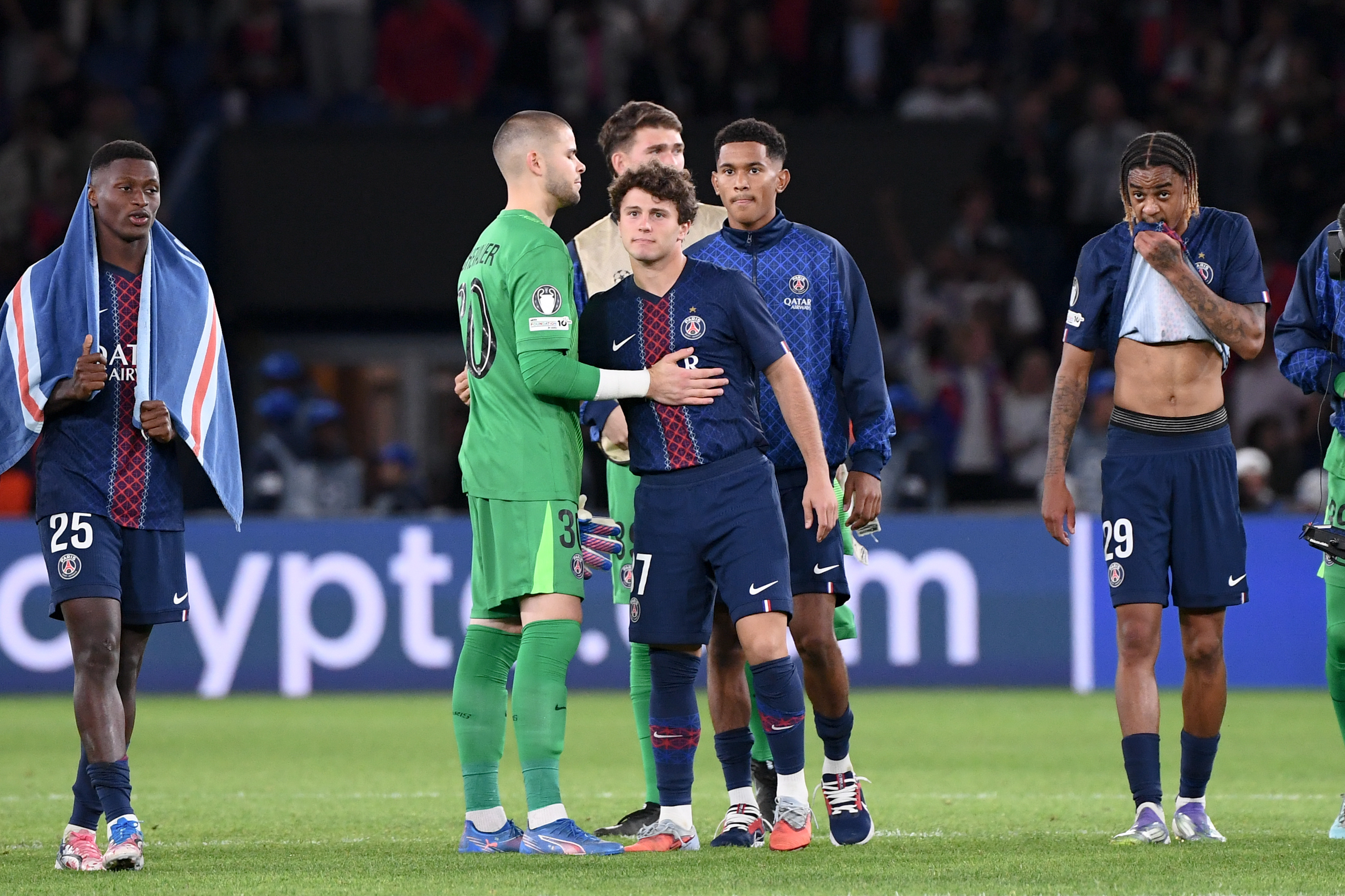 Revue de presse PSG : Mendes impressionne et inquiétude face aux blessures