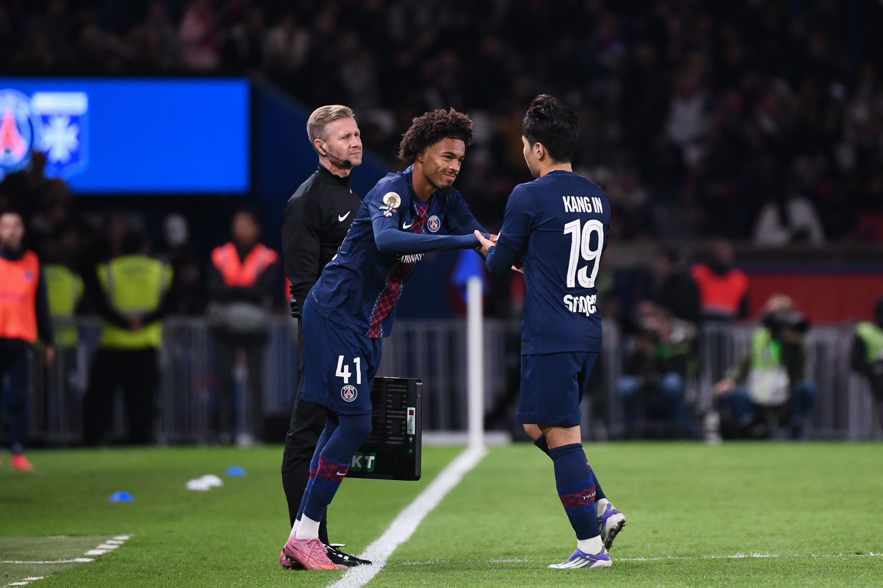 PSG/Auxerre - Jangeal jubile et soulève 2 points marquants