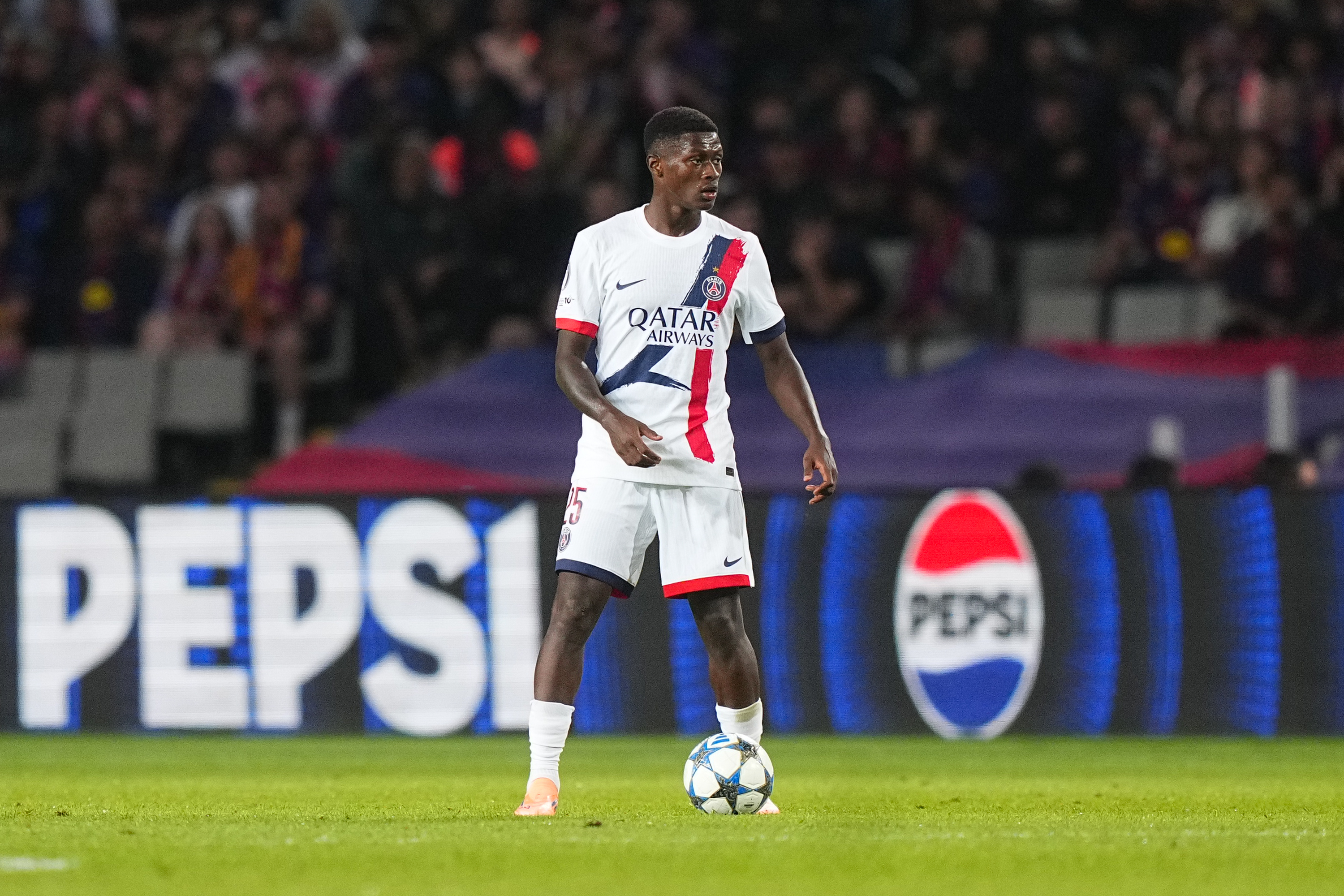 Barcelone/PSG - Nuno Roberto applaudit la force du groupe et la mentalité