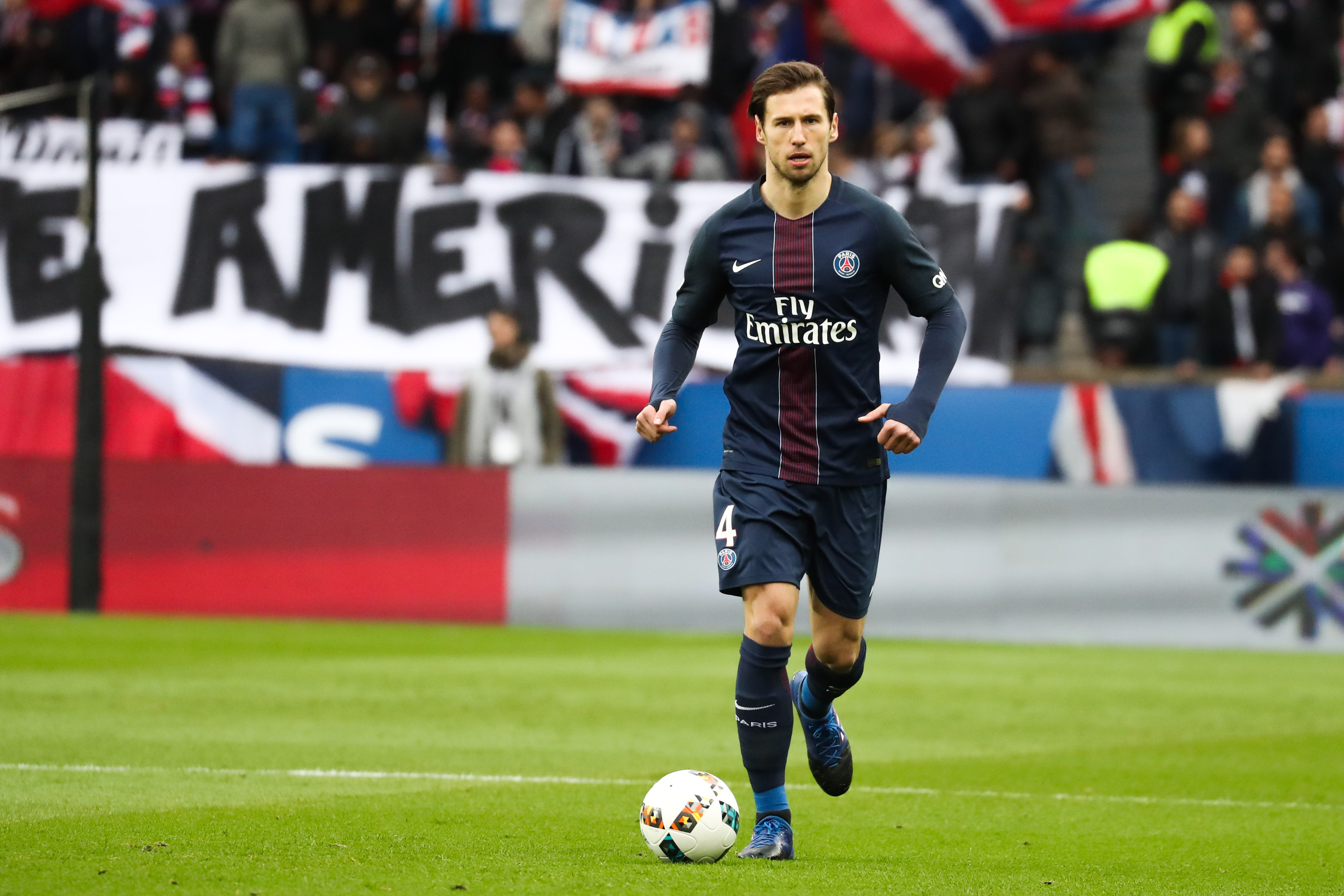 Officiel - Un ancien milieu du PSG formé à Bordeaux annonce sa retraite