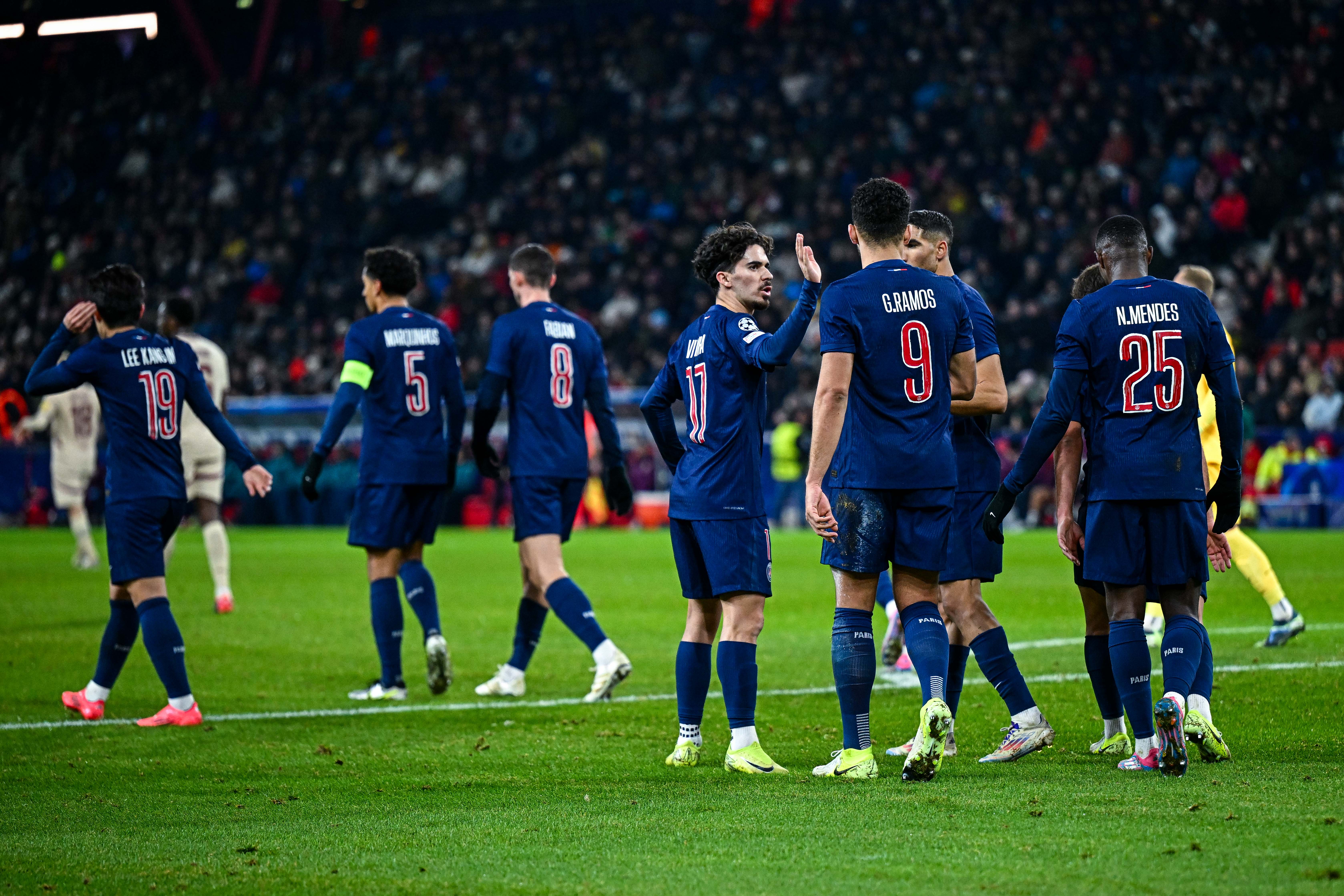 PSG - Nuno Mendes, Vitinha, Neves et Ramos récompensés