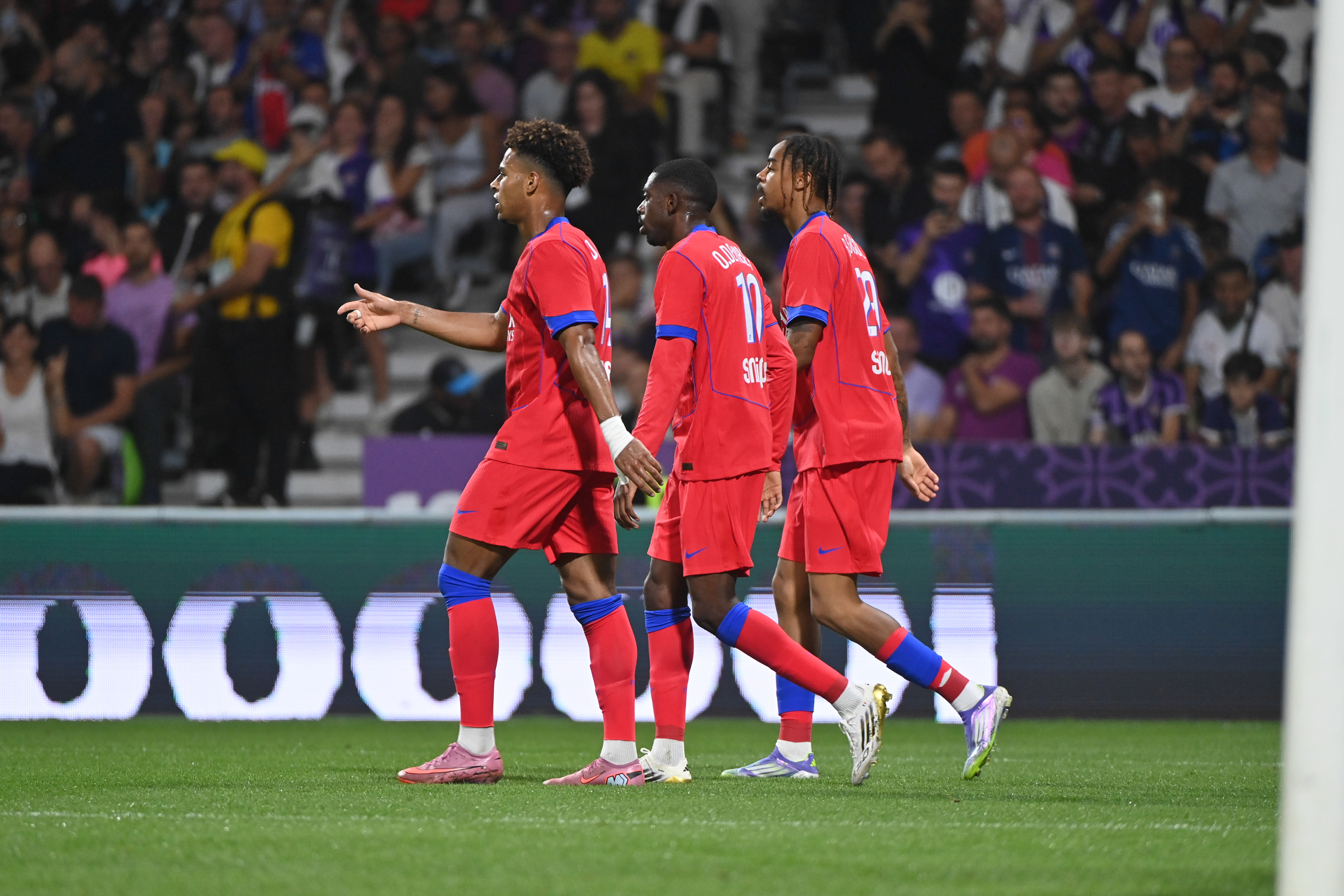 Bayer Leverkusen/PSG - Le maillot porté par les Parisiens dévoilé !