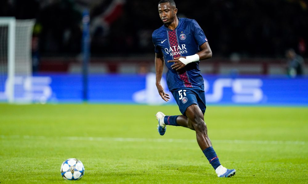 Mercato PSG – Pacho vers une signature dans les prochaines semaines !
